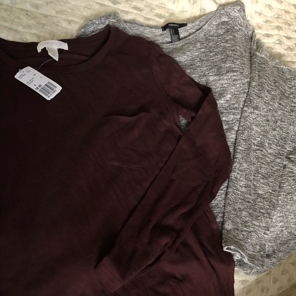 🐧🐧Two Longsleeve pocket tees🐧🐧